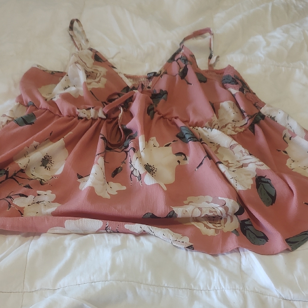 SHEIN Curve Pink and White Textured Top